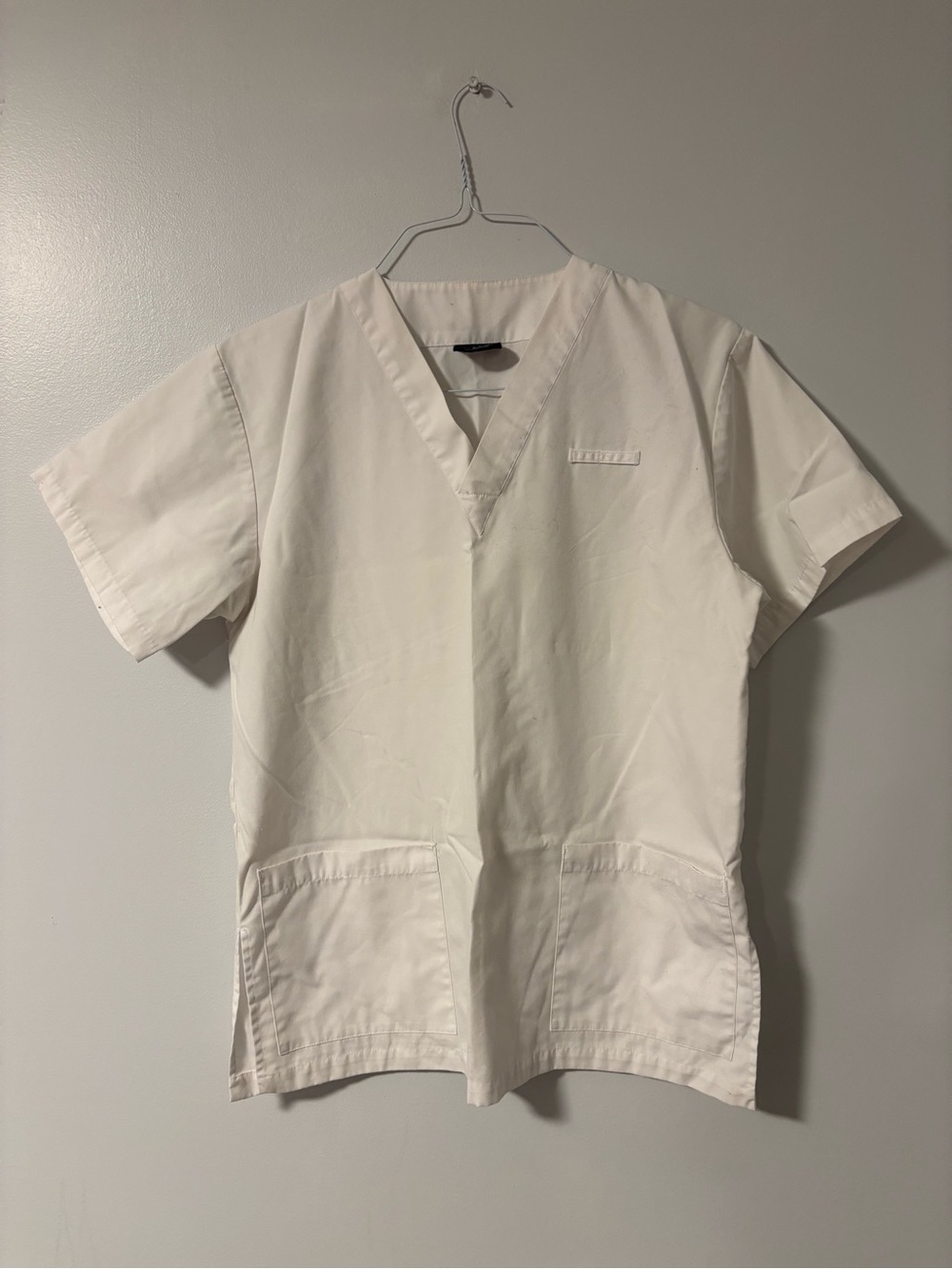 Denver Hayes V-Neck Scrub Top Solid White Short Sleeve Size S/P Small